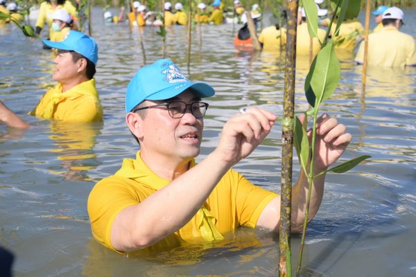 เครือซีพี และกลุ่มบริษัทในเครือฯ รวมพลังจิตอาสา ภาครัฐ ชุมชนและประชาชน จัดกิจกรรมบำเพ็ญสาธารณะประโยชน์