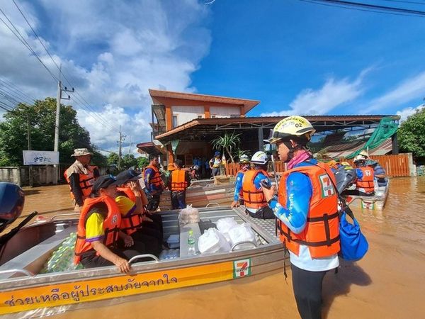 เครือซีพี ระดมทีม “ซีพีอาสา” เคียงข้างคนไทยสู้ภัยน้ำท่วม