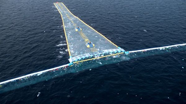 กำจัดขยะในแพขยะใหญ่แปซิฟิก เทคโนโลยีจาก The Ocean Cleanup