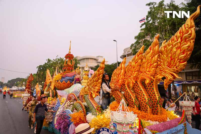 ฉลองเทศกาลสงกรานต์ยิ่งใหญ่ พาเหรดมหาสงกรานต์สะท้อนอัตลักษณ์ซอฟต์พาวเวอร์ไทย