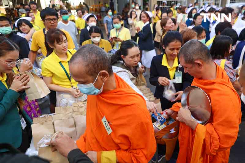 8 ปี วันนวมินทรมหาราช ศิริราชน้อมรำลึกในพระมหากรุณาธิคุณ เนื่องในวันคล้ายวันสวรรคต พระบาทสมเด็จพระบรมชนกาธิเบศร มหาภูมิพลอดุลยเดชมหาราช บรมนาถบพิตร