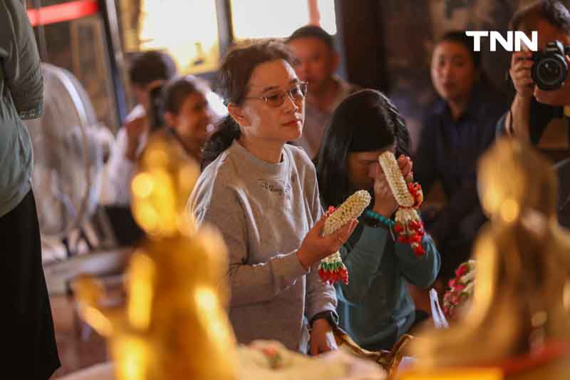 ไหว้พระขอพรในโอกาสขึ้นปีใหม่ สักการะพระพุทธรูป "นบพระปฏิมา 9 นครามหามงคล 2568"