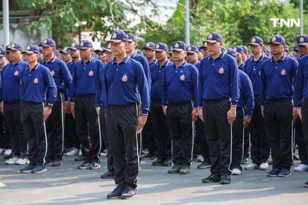 กำลังพลฝึกบนเขียงฝึก เตรียมพร้อมพระราชพิธีพยุหยาตราทางชลมารค