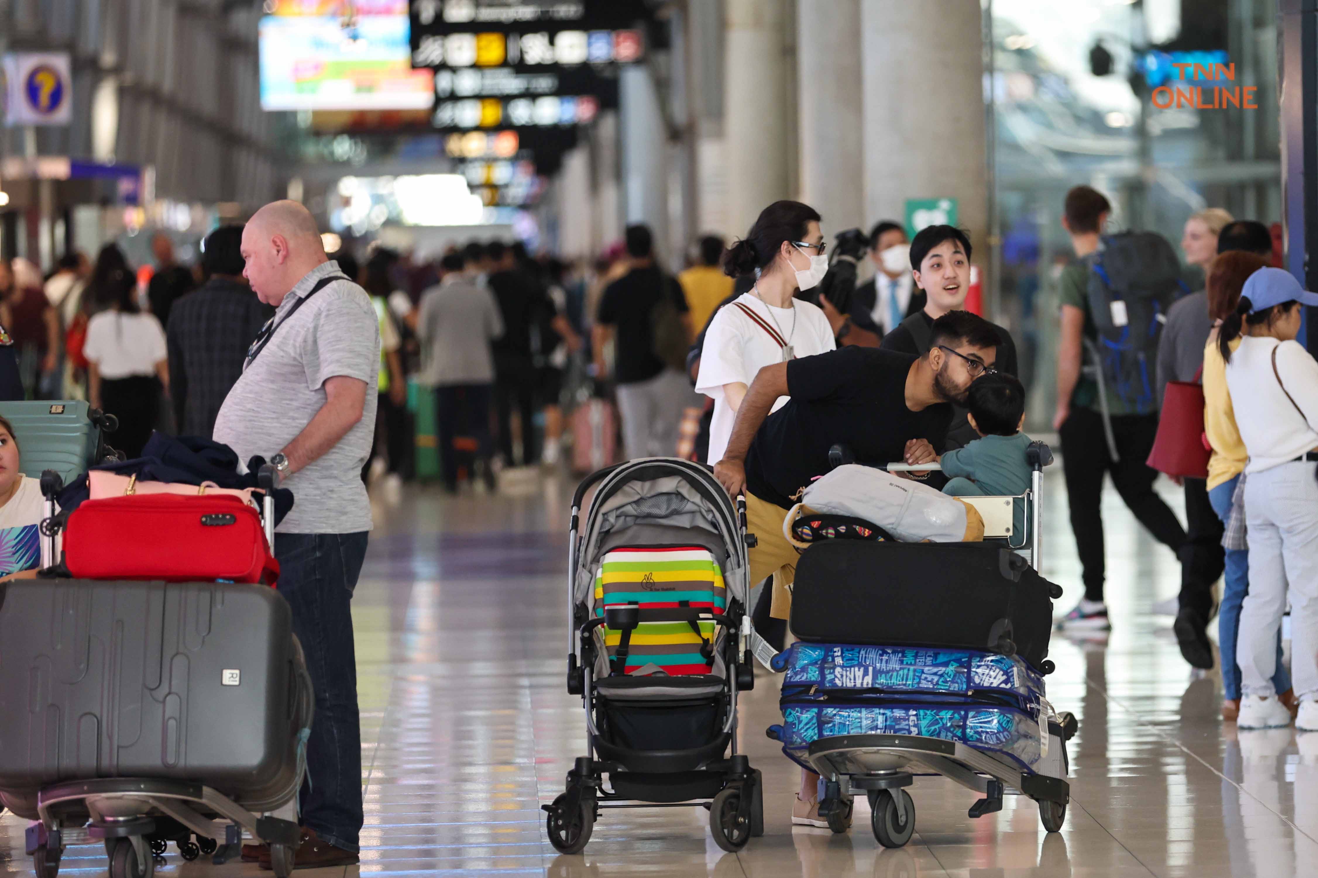 นายกรับนักท่องเที่ยว ร่วมฉลองเที่ยวไทยครบ 10 ล้านคน