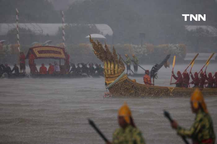 ยุติการซ้อมขบวนพยุหยาตราทางชลมารค หลังฝนตกอย่างหนักเพื่อความปลอดภัย