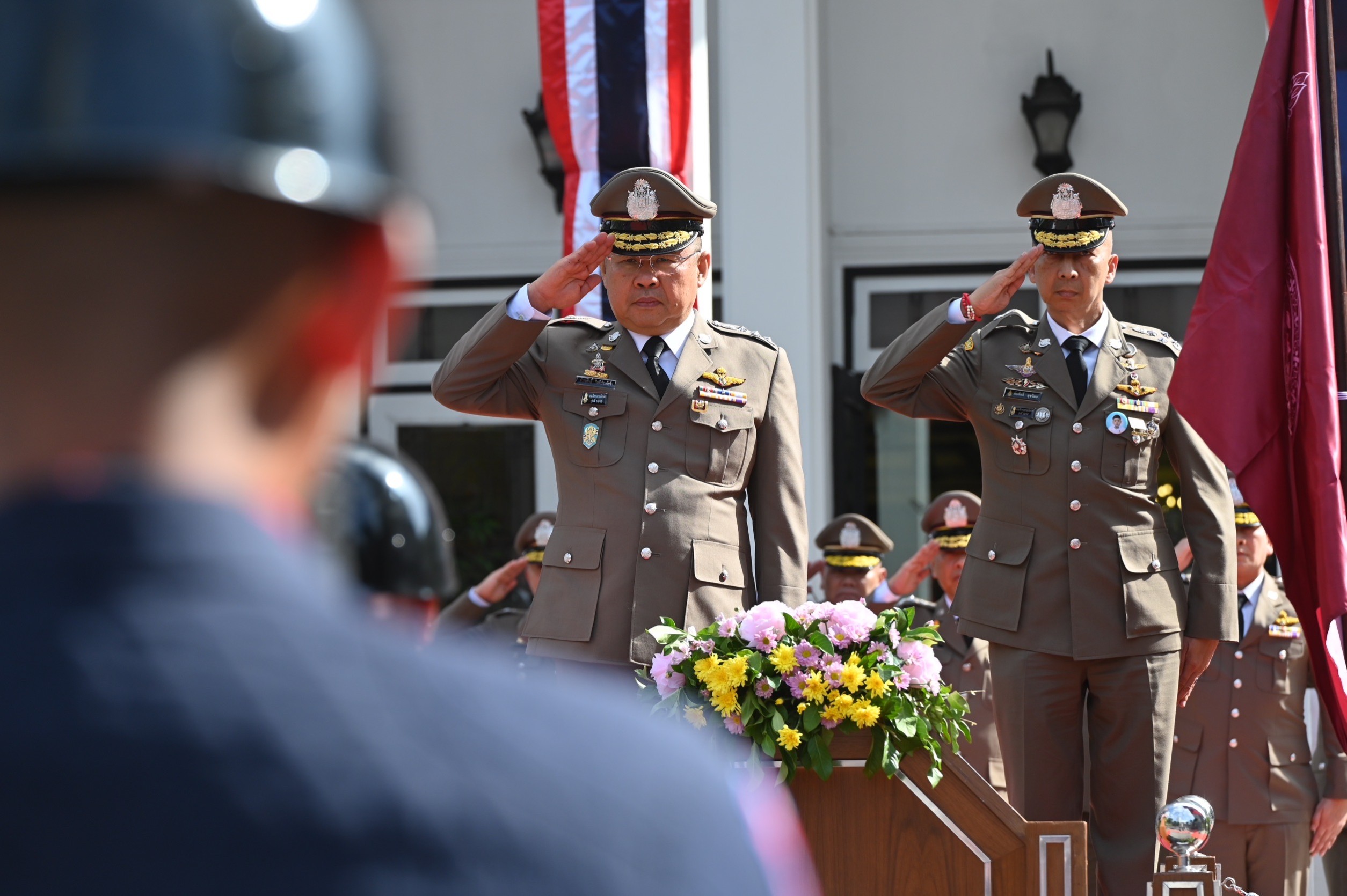 ประมวลภาพพิธีอำลาตำแหน่ง 'พล.ต.อ.ดำรงศักดิ์' ผบ.ตร.คนที่ 13 อย่างสมเกียรติ