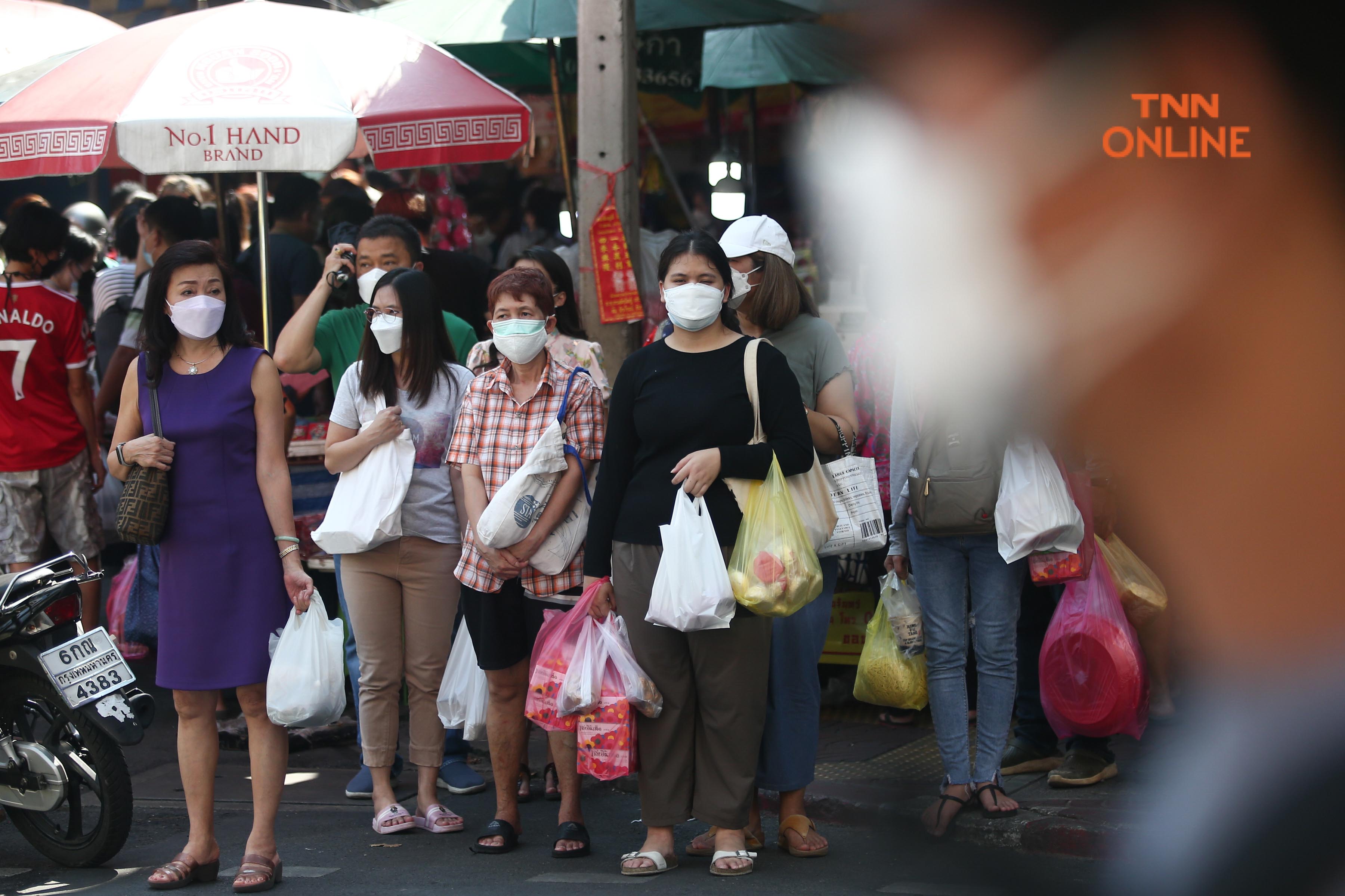 ประมวลภาพ วันจ่ายคึกคัก ประชาชนแห่ซื้อของไหว้เนื่องในเทศกาลตรุษจีน 