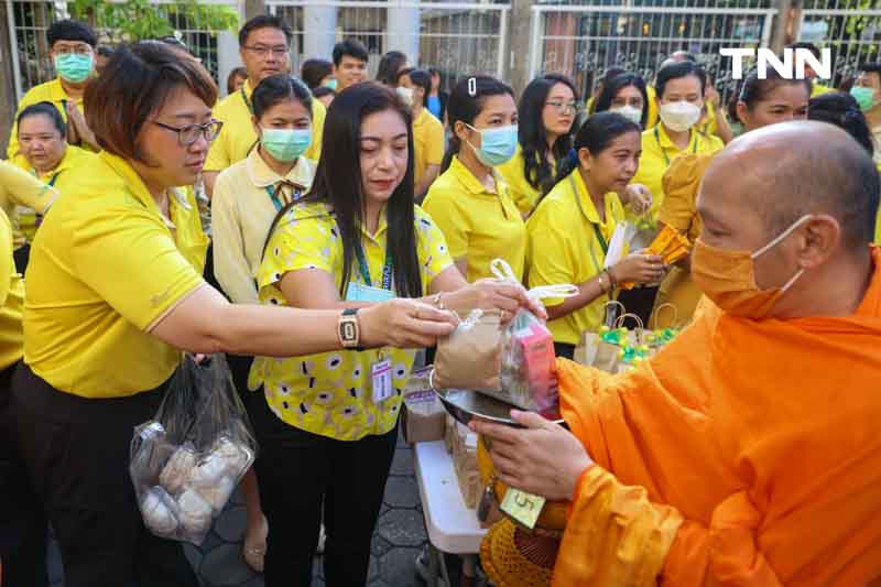 8 ปี วันนวมินทรมหาราช ศิริราชน้อมรำลึกในพระมหากรุณาธิคุณ เนื่องในวันคล้ายวันสวรรคต พระบาทสมเด็จพระบรมชนกาธิเบศร มหาภูมิพลอดุลยเดชมหาราช บรมนาถบพิตร