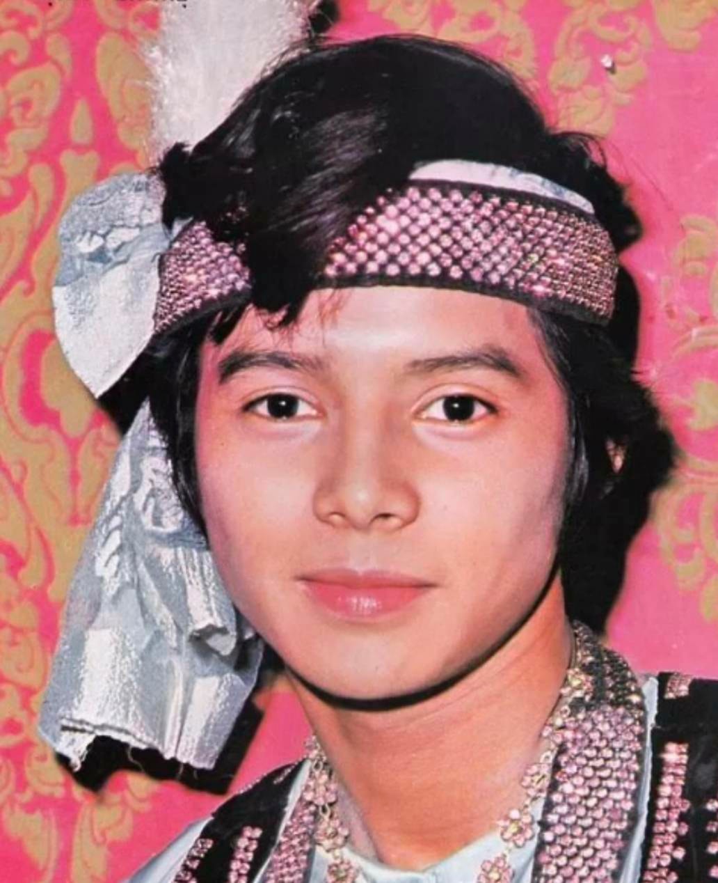 ส่งกำลังใจ อดีตพระเอกดัง สุริยา ชินพันธ์ ป่วยหนักนอนอยู่ ICU มา 5 วัน ยังต้องเฝ้าดูอาการ ส่งกำลังใจ อดีตพระเอกดัง สุริยา ชินพันธ์ ป่วยหนักนอนอยู่ ICU มา 5 วัน ยังต้องเฝ้าดูอาการ