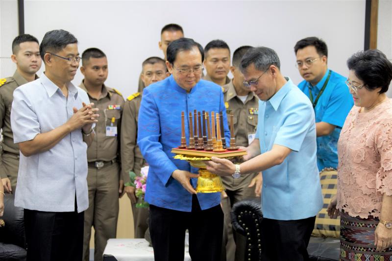 ไฟไหม้บ้าน พญาปี่ ผู้สร้างโกศงาช้างถวายพระสังฆราช ภรรยา - หลานเสียชีวิต 