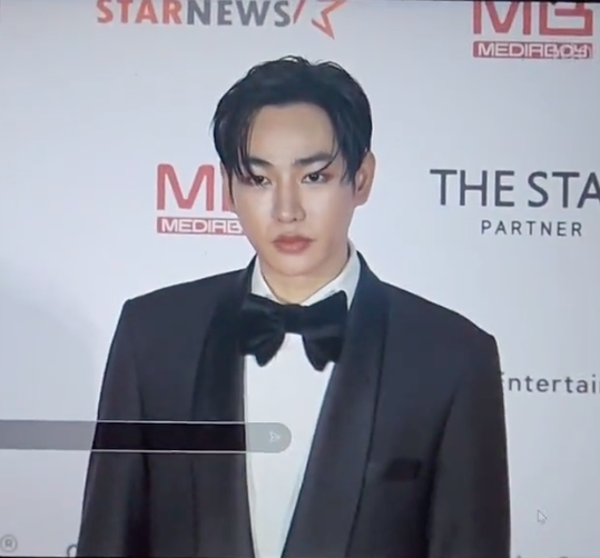 ตัวตึงจากเมืองไทย!! ‘บิวกิ้น-พีพี-เป๊ก ผลิตโชค’ บนพรมแดงงาน '2022 AAA' ที่ญี่ปุ่น