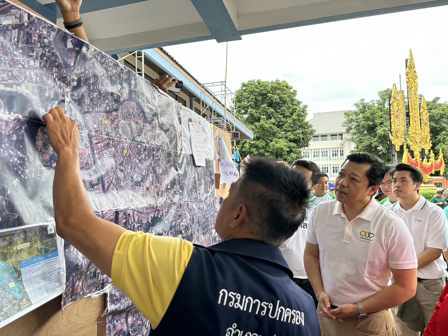 ซีพีรวมพลังช่วยเหลือชาวแม่สาย มอบอาหาร-ถุงยังชีพ-ฟื้นฟูชุมชน 