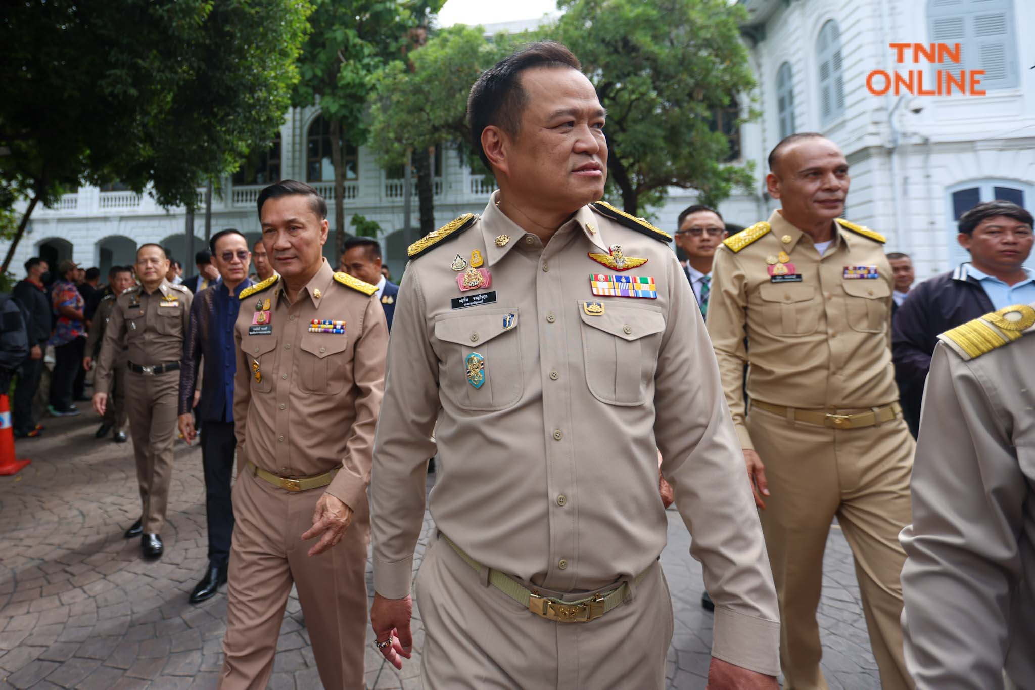 อนุทินเข้ามหาดไทยวันแรก เตรียมทำงานทันที บำบัดทุกข์ บำรุงสุข ปชช.