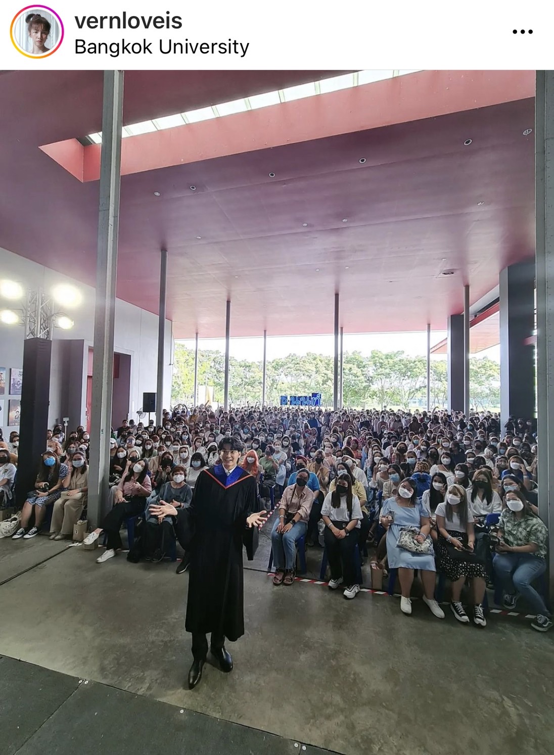 ไม่รักได้ไง! นนท์ ใจป้ำ เปย์ค่าเดินทางแฟนคลับ มาร่วมงานซ้อมรับปริญญา ไม่รักได้ไง! นนท์ ใจป้ำ เปย์ค่าเดินทางแฟนคลับ มาร่วมงานซ้อมรับปริญญา