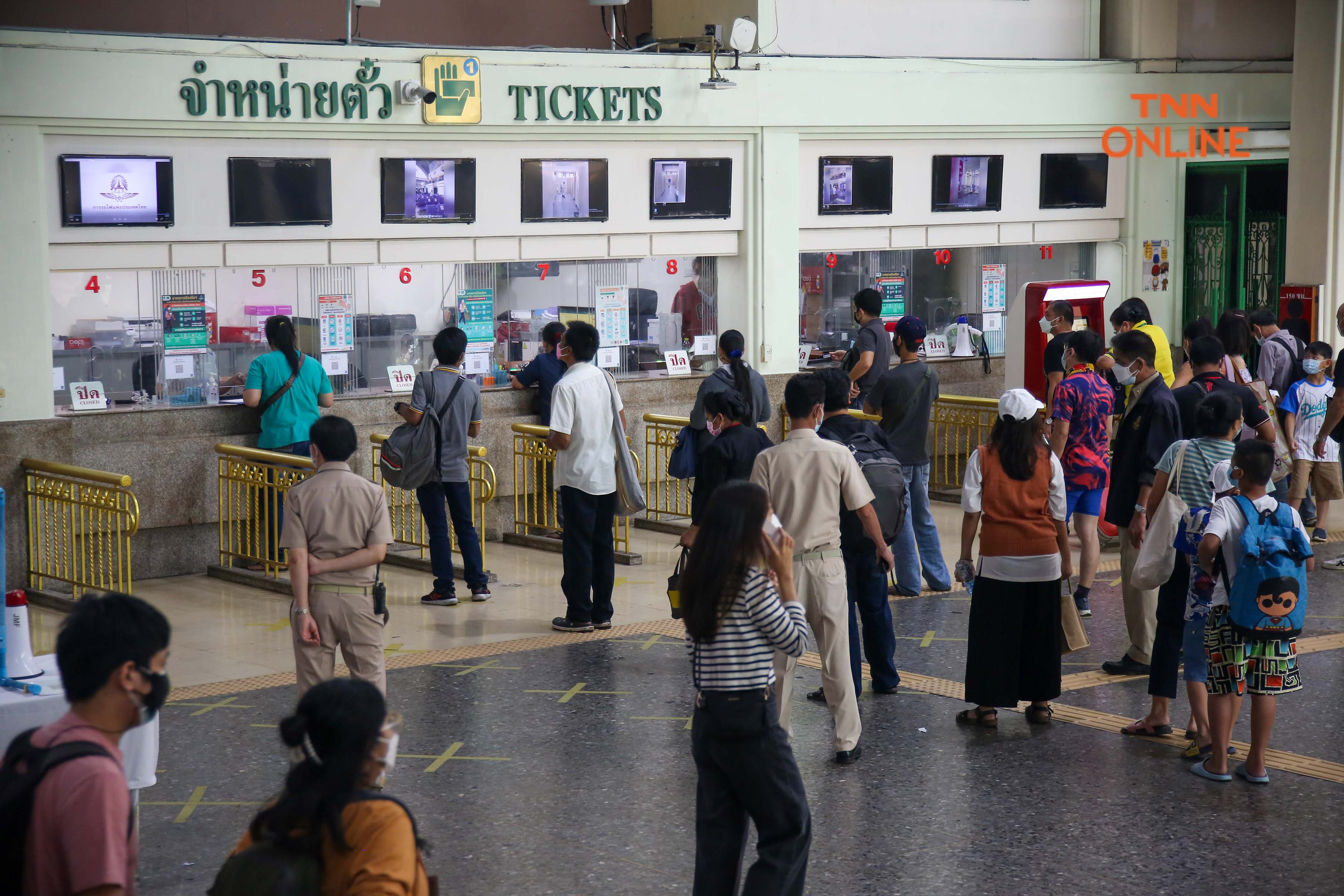 ประมวลภาพ หัวลำโพงเดินรถปกติ ส่งประชาชนเดินทางกลับบ้านช่วงปีใหม่