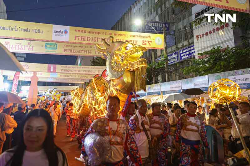 อลังการพิธีเปิดงานเจเยาวราช ผัดหมี่มงคล มังกรทอง ขบวนแห่รถบุปผชาติ 