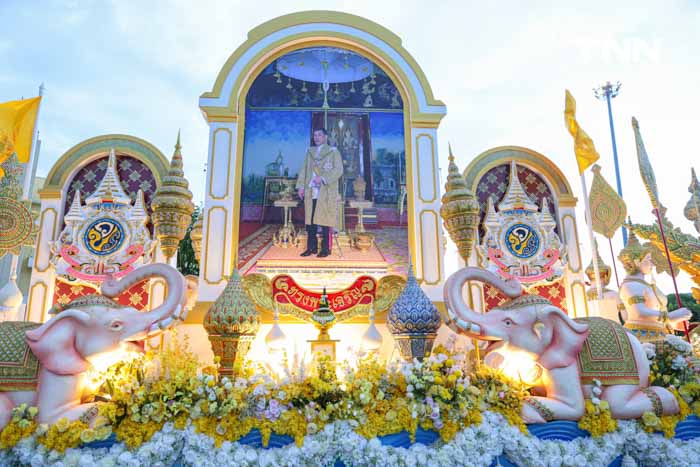 เปิดงานมหรสพสมโภชยิ่งใหญ่ เฉลิมพระเกียรติพระบาทสมเด็จพระเจ้าอยู่หัว