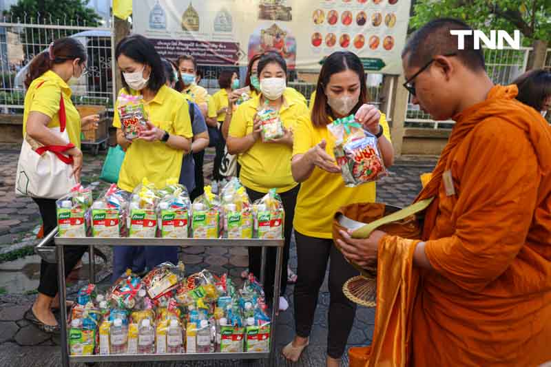 8 ปี วันนวมินทรมหาราช ศิริราชน้อมรำลึกในพระมหากรุณาธิคุณ เนื่องในวันคล้ายวันสวรรคต พระบาทสมเด็จพระบรมชนกาธิเบศร มหาภูมิพลอดุลยเดชมหาราช บรมนาถบพิตร