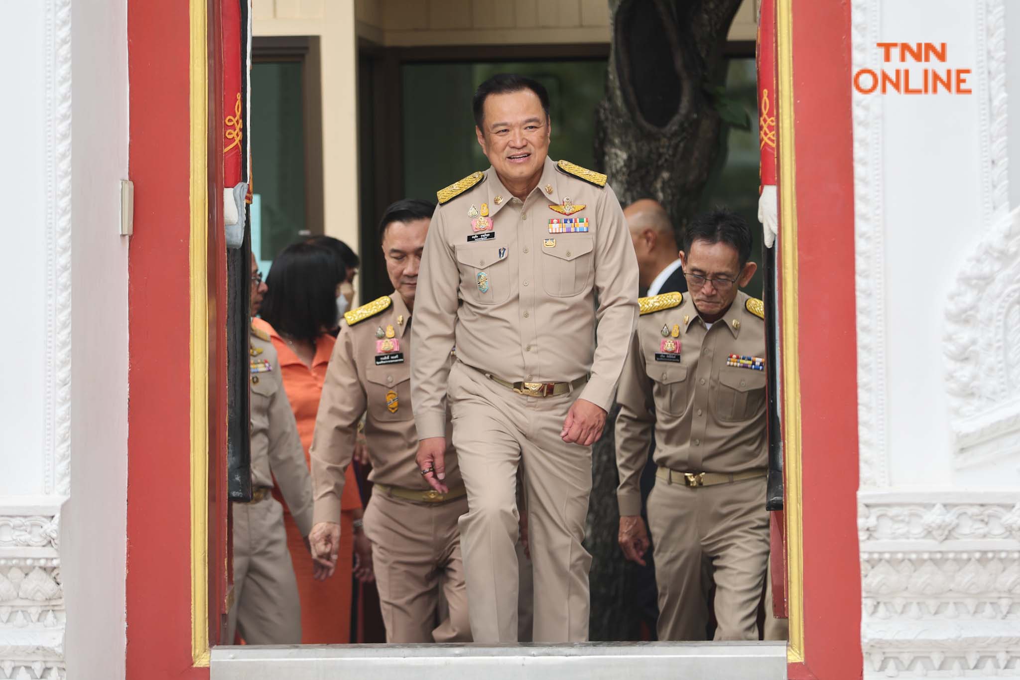 อนุทินเข้ามหาดไทยวันแรก เตรียมทำงานทันที บำบัดทุกข์ บำรุงสุข ปชช.