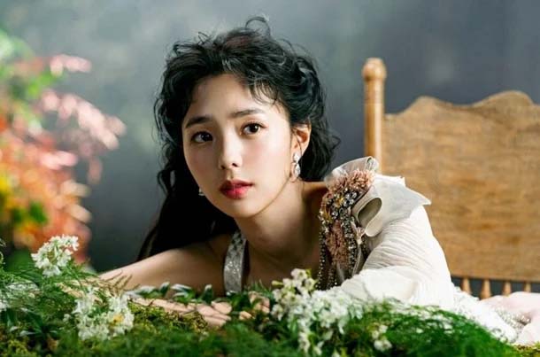 chae soo bin  Shakespeare in Love