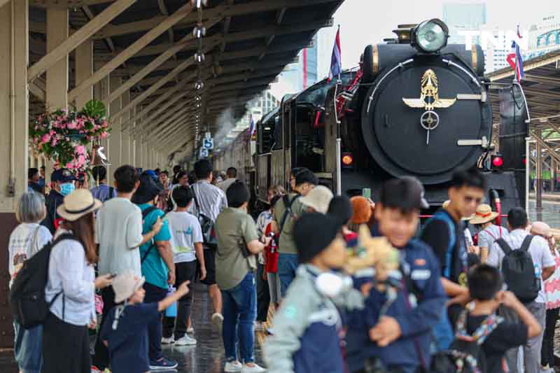 ขบวนรถจักรไอน้ำประวัติศาสตร์ เที่ยวชมกรุงเก่า “อยุธยา” เนื่องในวันปิยมหาราช