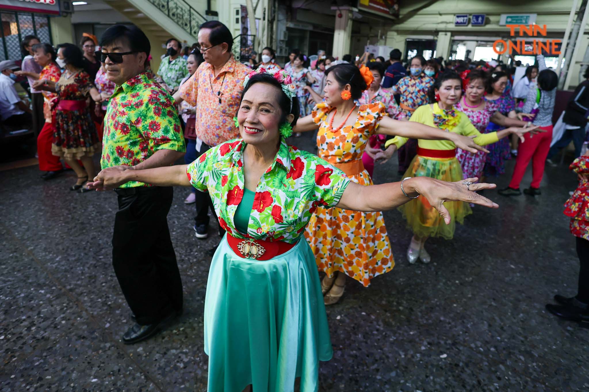 ย้อนวันวานในธีมย้อนยุค ผู้สูงอายุร่วมงานวันผู้สูงอายุสากล 2566