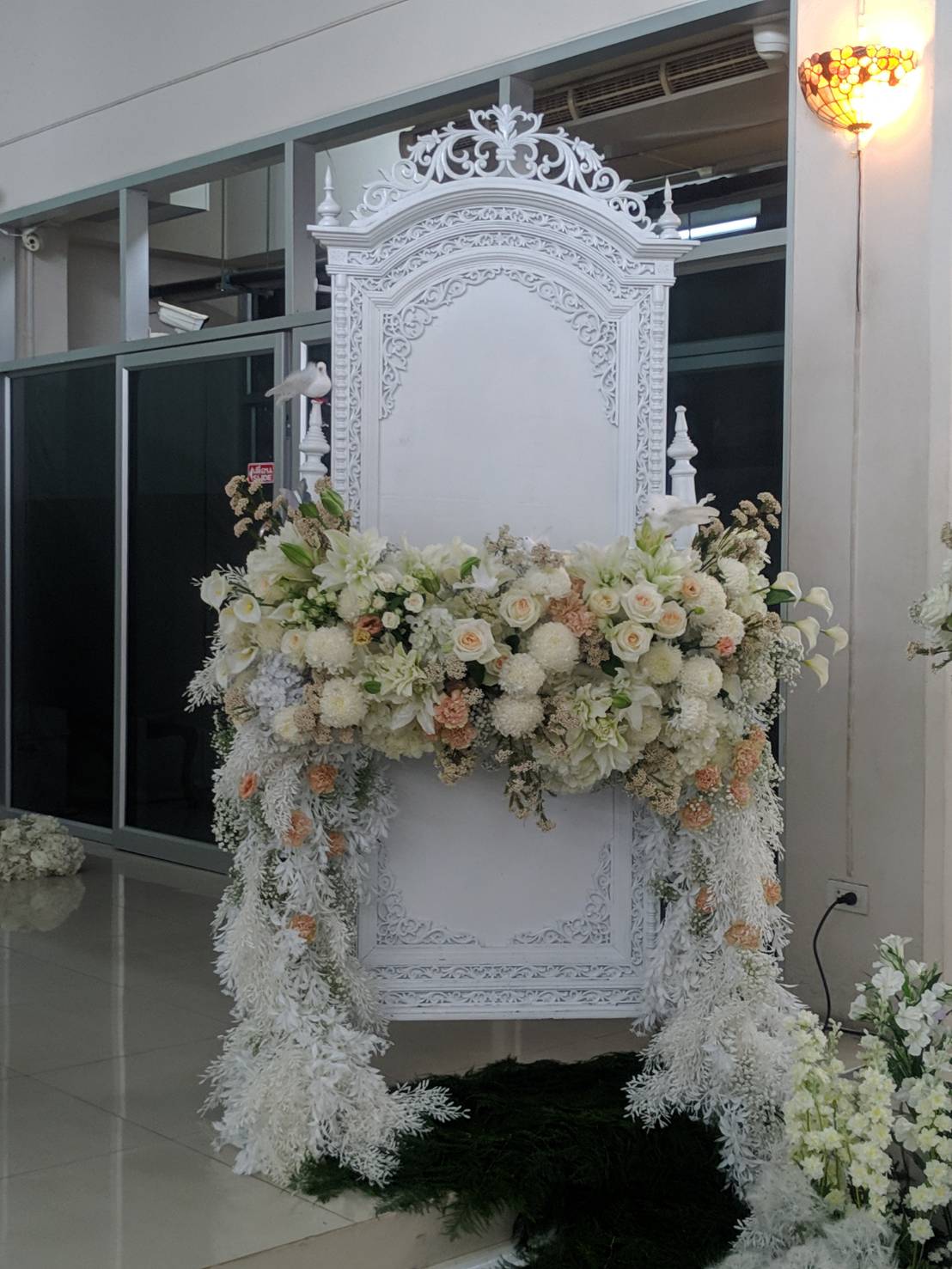 แม่ภนิดา ยังทำใจไม่ได้ เตรียมชุดสีขาว ใส่มงกุฎ รองเท้าส้นสูง สวมให้ลูกสาว แตงโม แม่ภนิดา ยังทำใจไม่ได้ เตรียมชุดสีขาว ใส่มงกุฎ รองเท้าส้นสูง สวมให้ลูกสาว แตงโม