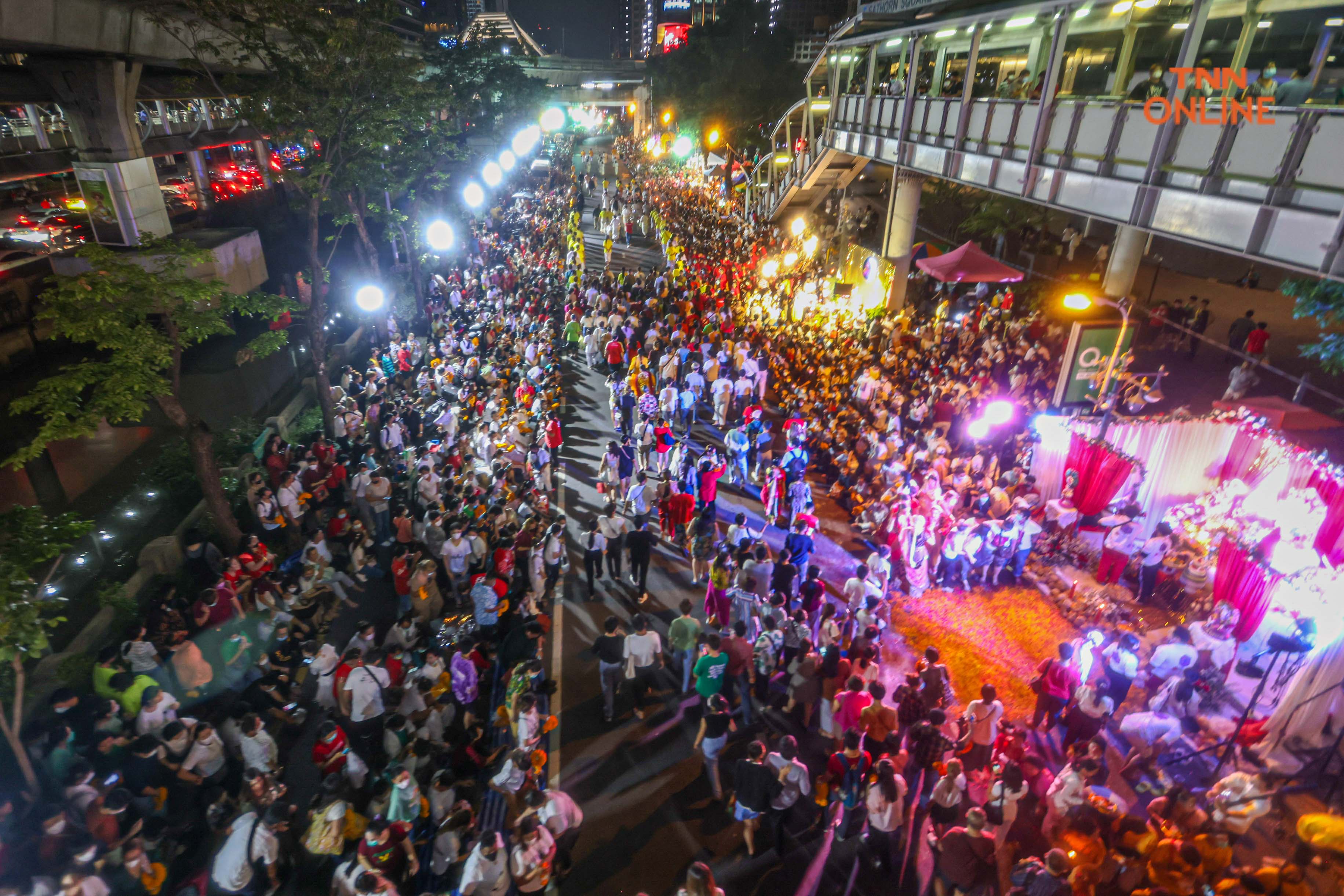 ค่ำคืนนวราตรี พิธีบูชาพระแม่อุมาเทวีสุดยิ่งใหญ่