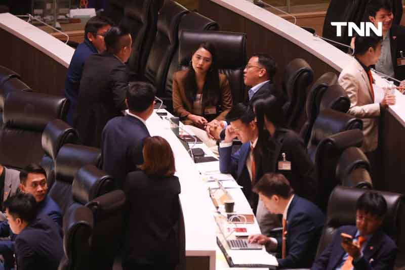 ประมวลภาพ ประชุมร่วมรัฐสภา เป็นพิเศษ เพื่อพิจารณาเรื่องด่วน กรอบระยะเวลา 29 ชั่วโมง