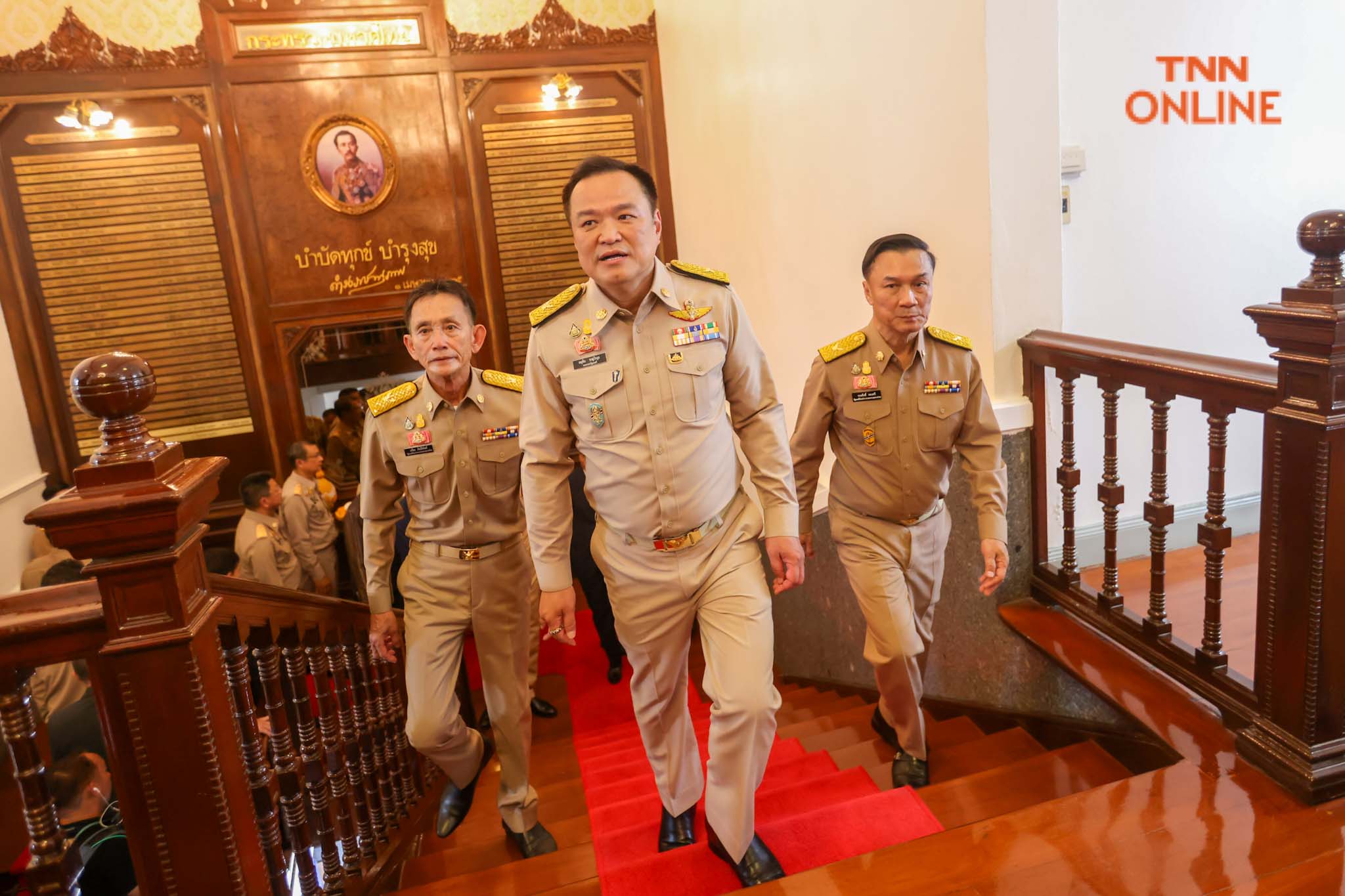 อนุทินเข้ามหาดไทยวันแรก เตรียมทำงานทันที บำบัดทุกข์ บำรุงสุข ปชช.