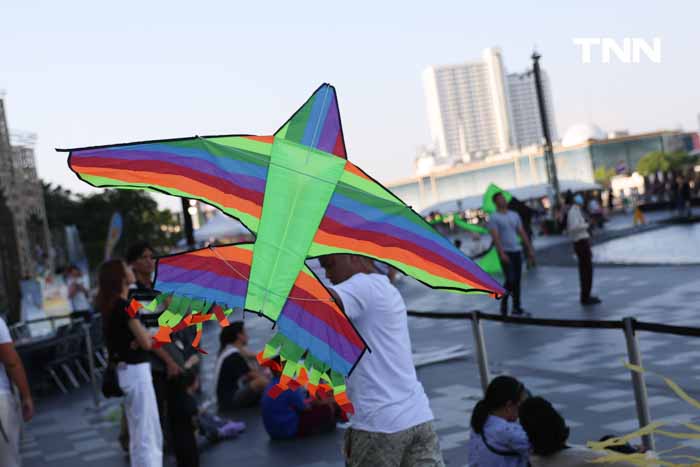 แต่งแต้มสีสันบนท้องฟ้า ไอคอนสยามชวนเล่นว่าวริมแม่น้ำเจ้าพระยาในงาน “ICONSIAM Thailand’s Kite Festival 2024”