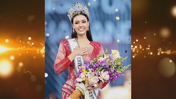 แฟนนางงามปลื้ม อแมนด้า สู้สุดใจเข้า TOP 10 Miss Universe 2020   (มีคลิป)