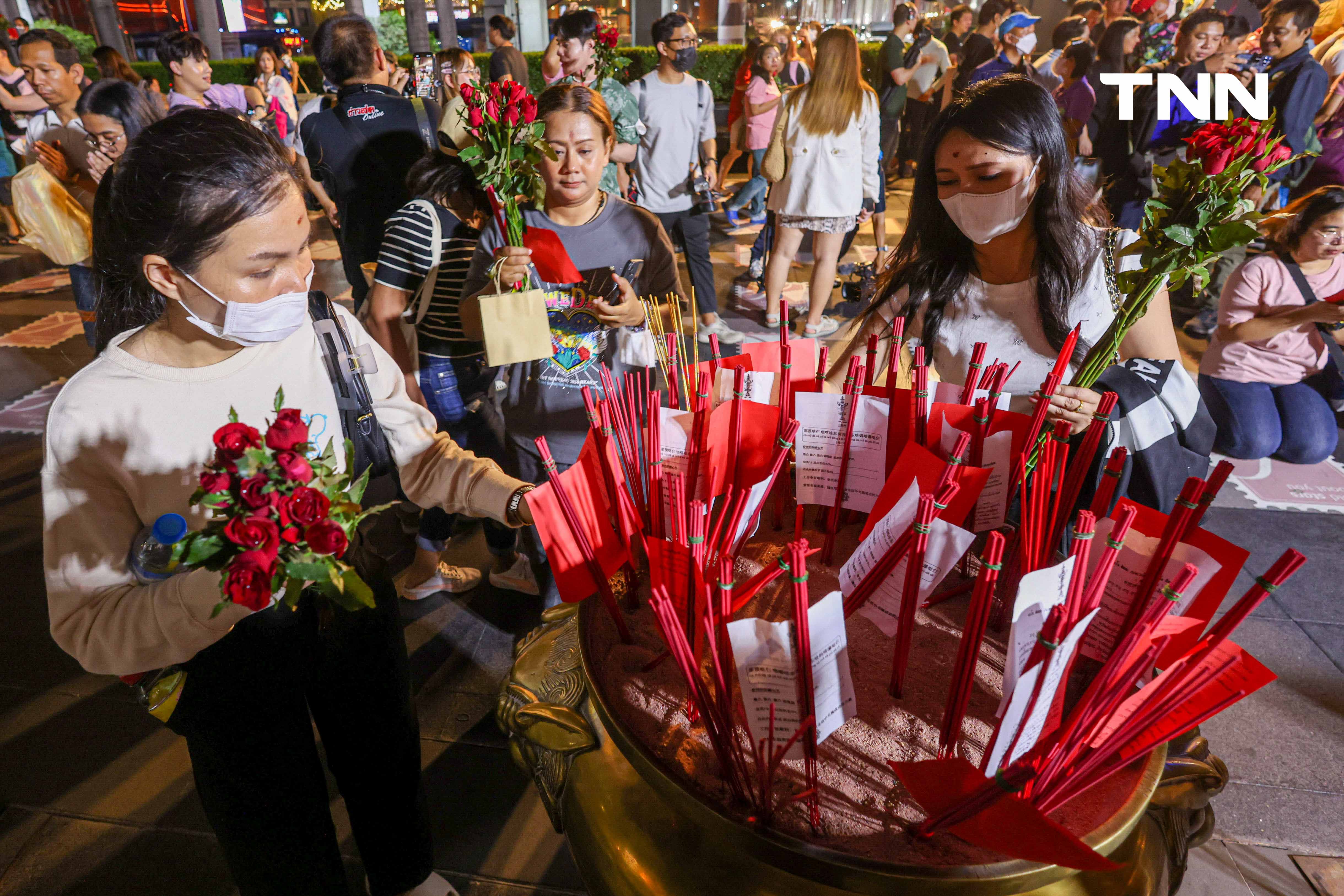 คนโสดขอพร “พระตรีมูรติ” เปิดฤกษ์ดี 14 กุมภา วันวาเลนไทน์