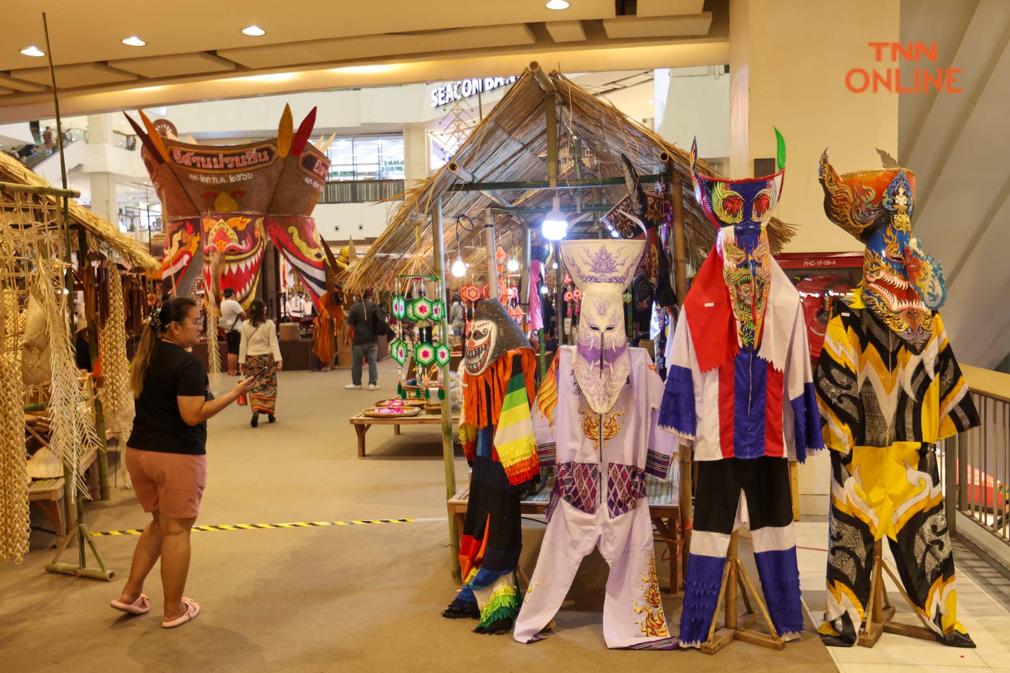 “ม่วนซื่นแดนดินถิ่นอีสาน” สัมผัสขบวนผีตาโขนเรียนรู้วัฒนธรรมอีสาน