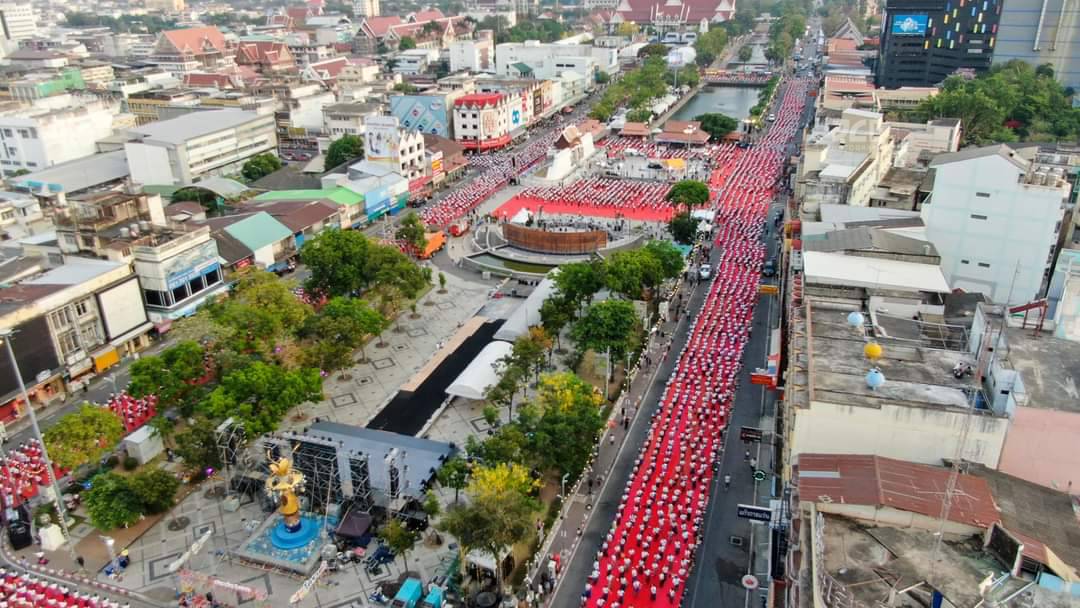 งานย่าโม 2566 ทัพสตรีโคราช 10,555 คนซ้อมรำบวงสรวงก่อนเปิดงานเย็นนี้ 