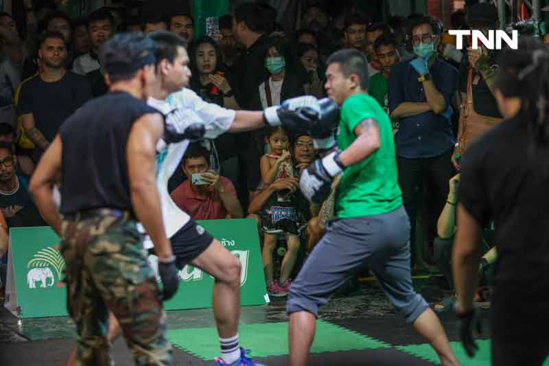 เวทีต่อสู้แห่งมิตรภาพ ครั้งแรก “ช้างไนท์ไฟต์คลับ” บนถนนข้าวสาร