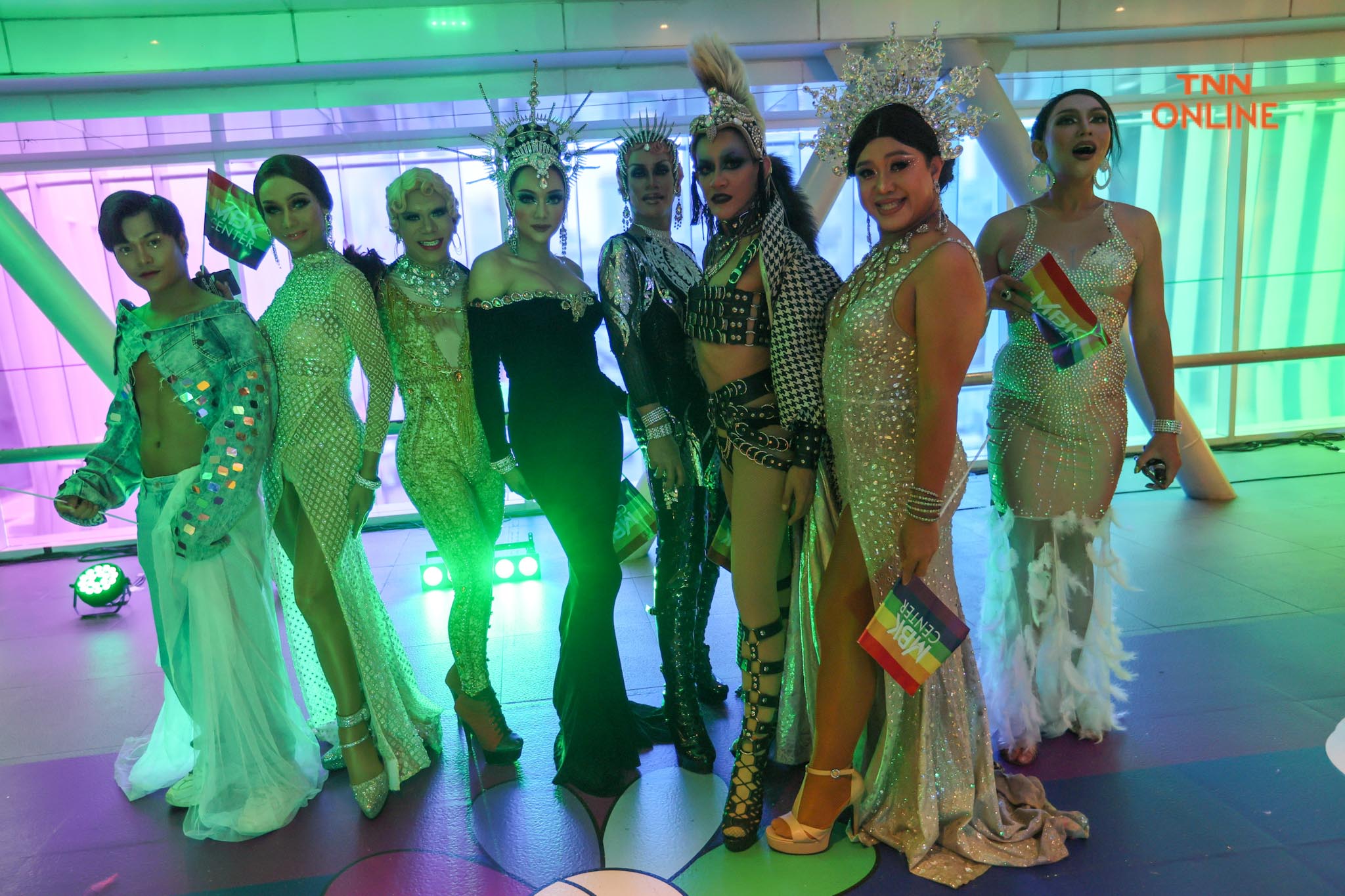 ครั้งแรกกับ DRAG PRIDE  แฟชั่นโชว์บน Runway ยาวกว่า 700 เมตร