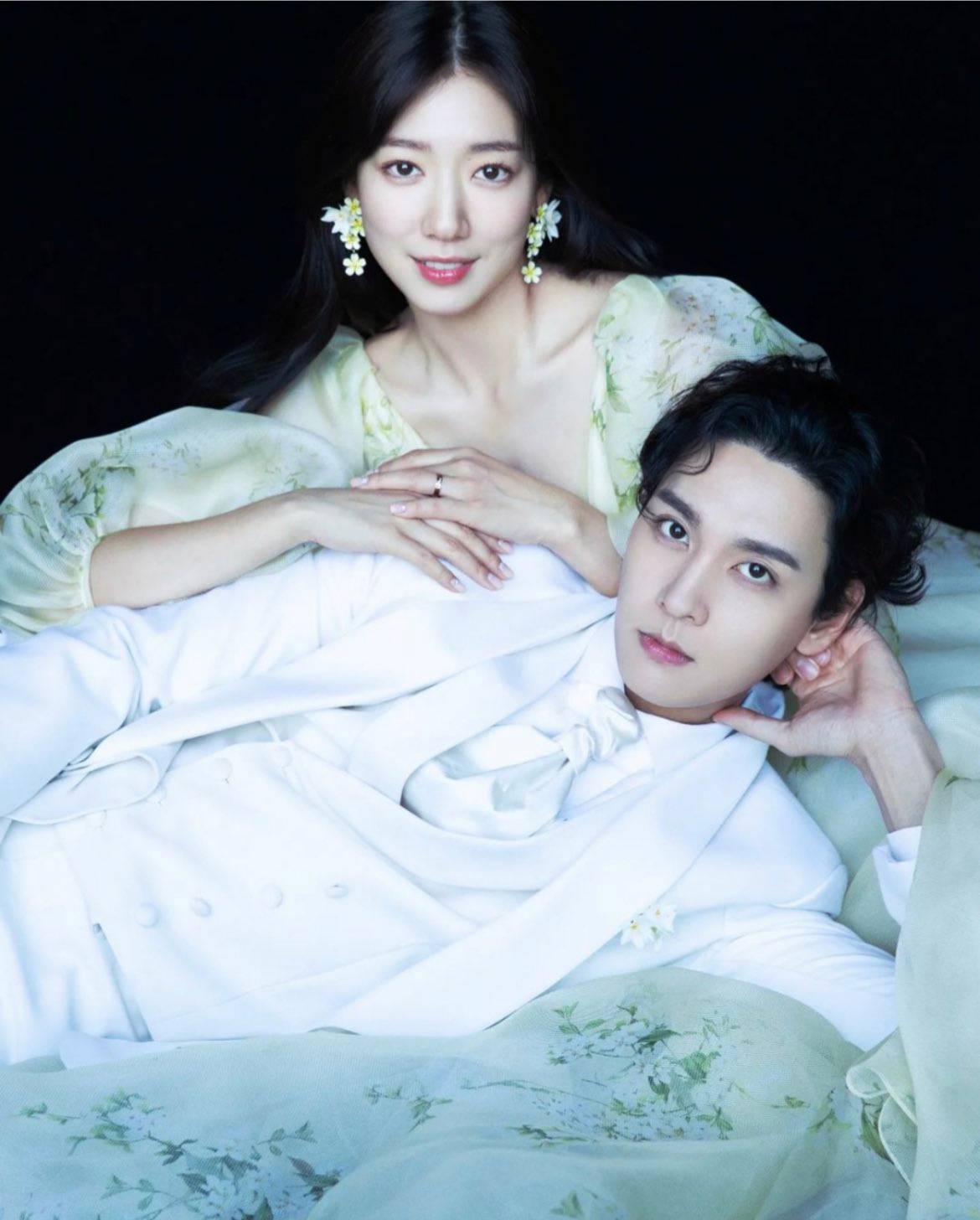 พัคชินฮเย คลอดลูกชายคนแรกของเธอและสามีหนุ่มนักแสดง ชเวแทจุน แล้ว พัคชินฮเย คลอดลูกชายคนแรกของเธอและสามีหนุ่มนักแสดง ชเวแทจุน แล้ว