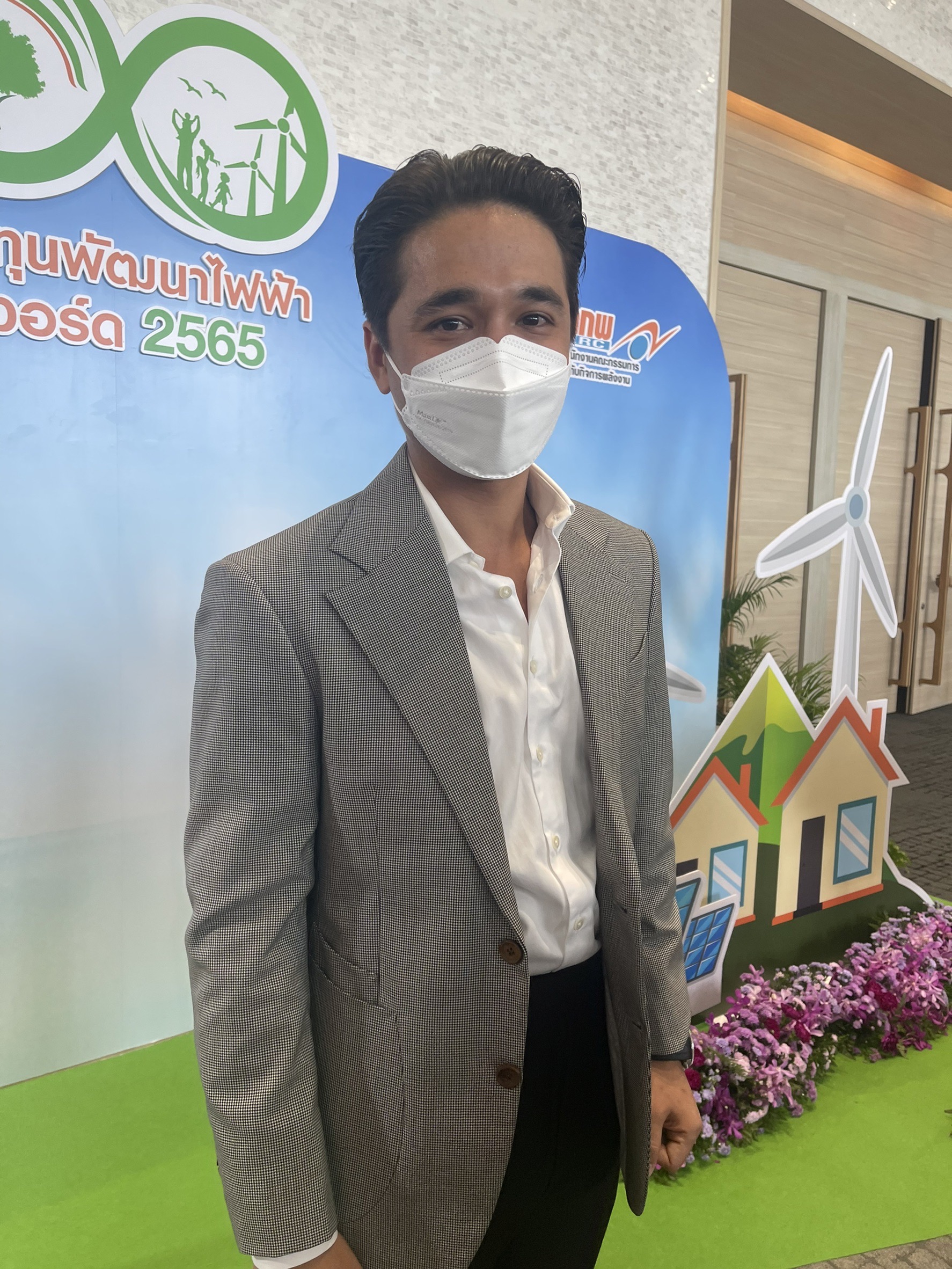 “อเล็กซ์” รับเป็นคู่จิ้น “เต้ย” หากช่วยโปรโมทในโครงการสิ่งแวดล้อม “อเล็กซ์” รับเป็นคู่จิ้น “เต้ย” หากช่วยโปรโมทในโครงการสิ่งแวดล้อม