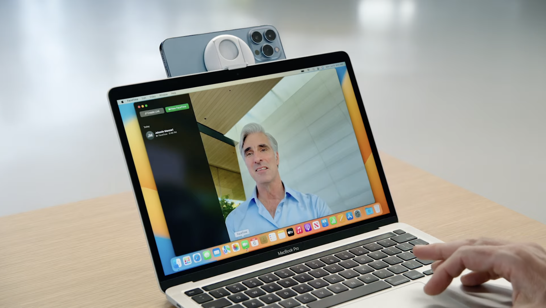 macOS 13 Ventura ต่อกล้อง iPhone ได้ เน้นทำงานหลายแอปและข้ามอุปกรณ์ให้ดียิ่งขึ้น macOS 13 Ventura ต่อกล้อง iPhone ได้ เน้นทำงานหลายแอปและข้ามอุปกรณ์ให้ดียิ่งขึ้น