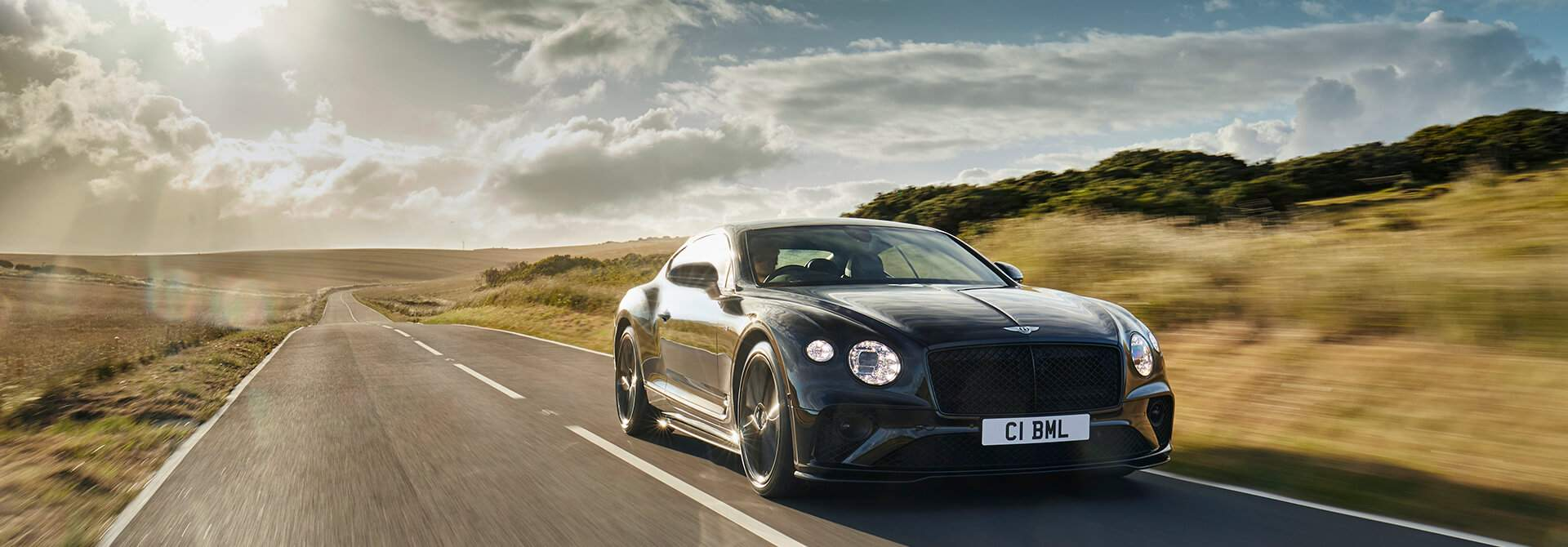 พาส่อง Bentley Continental GT รถหรูสเปคโหดราคา 30 ล้านของไฮโซปลาวาฬ