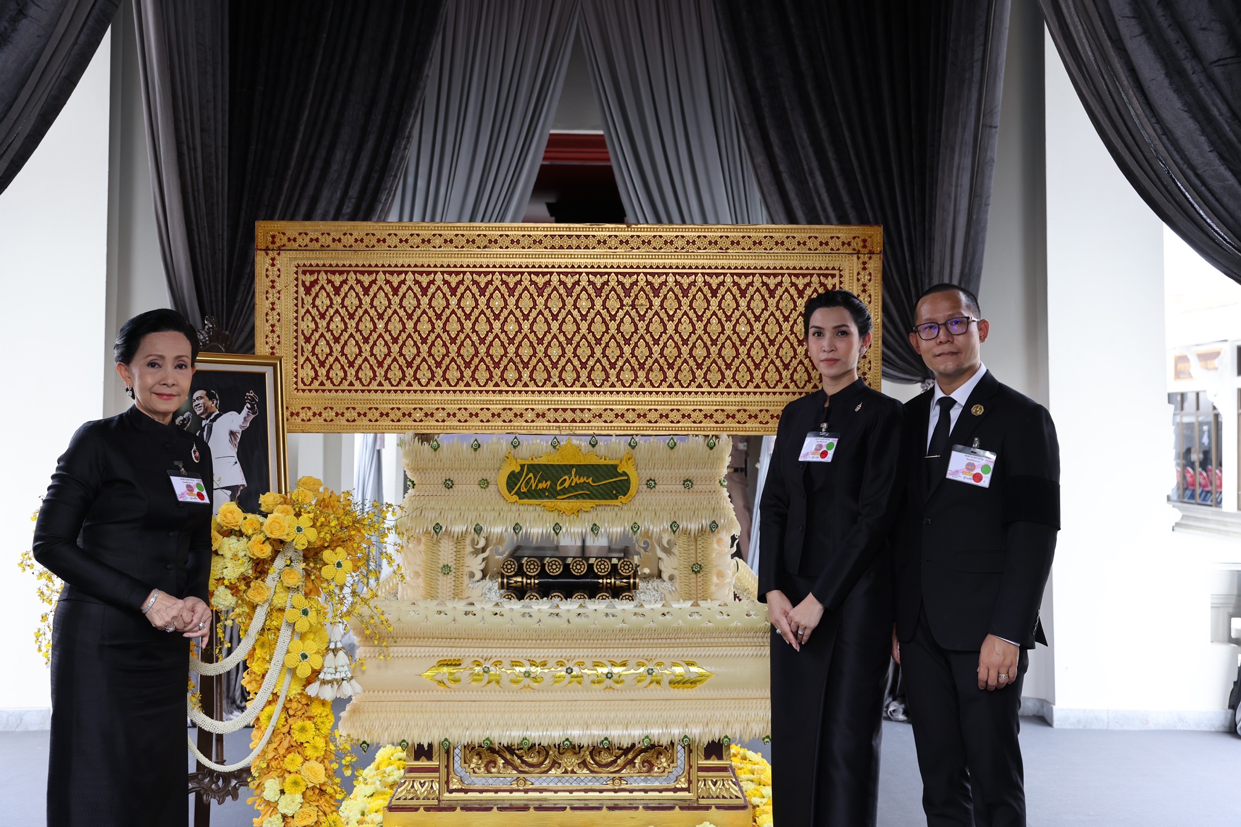 พิธีพระราชทานเพลิงศิลปินแห่งชาติ เศรษฐา ศิระฉายา