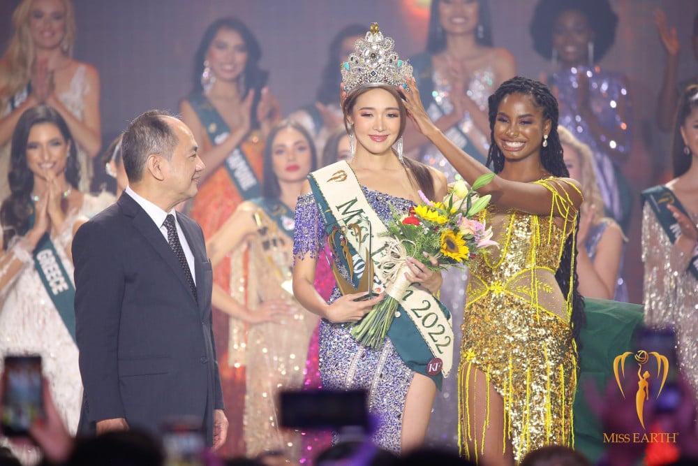 คนแรกใน20ปี!! ‘ชเวมีนาซู’ นางงามเกาหลีใต้คว้ามงกุฎ Miss Earth 2022