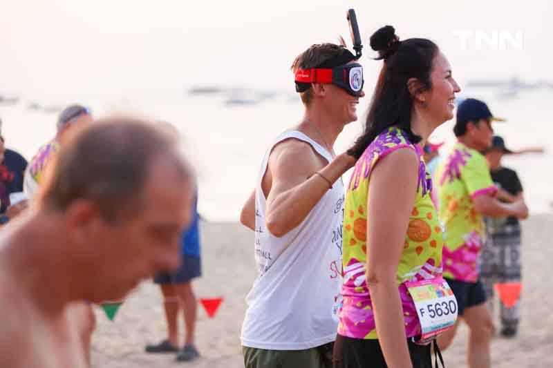 ทะเลลุกเป็นไฟ นักวิ่งกว่า 5,000 คน วิ่งบิกินี่ริมหาดพัทยา