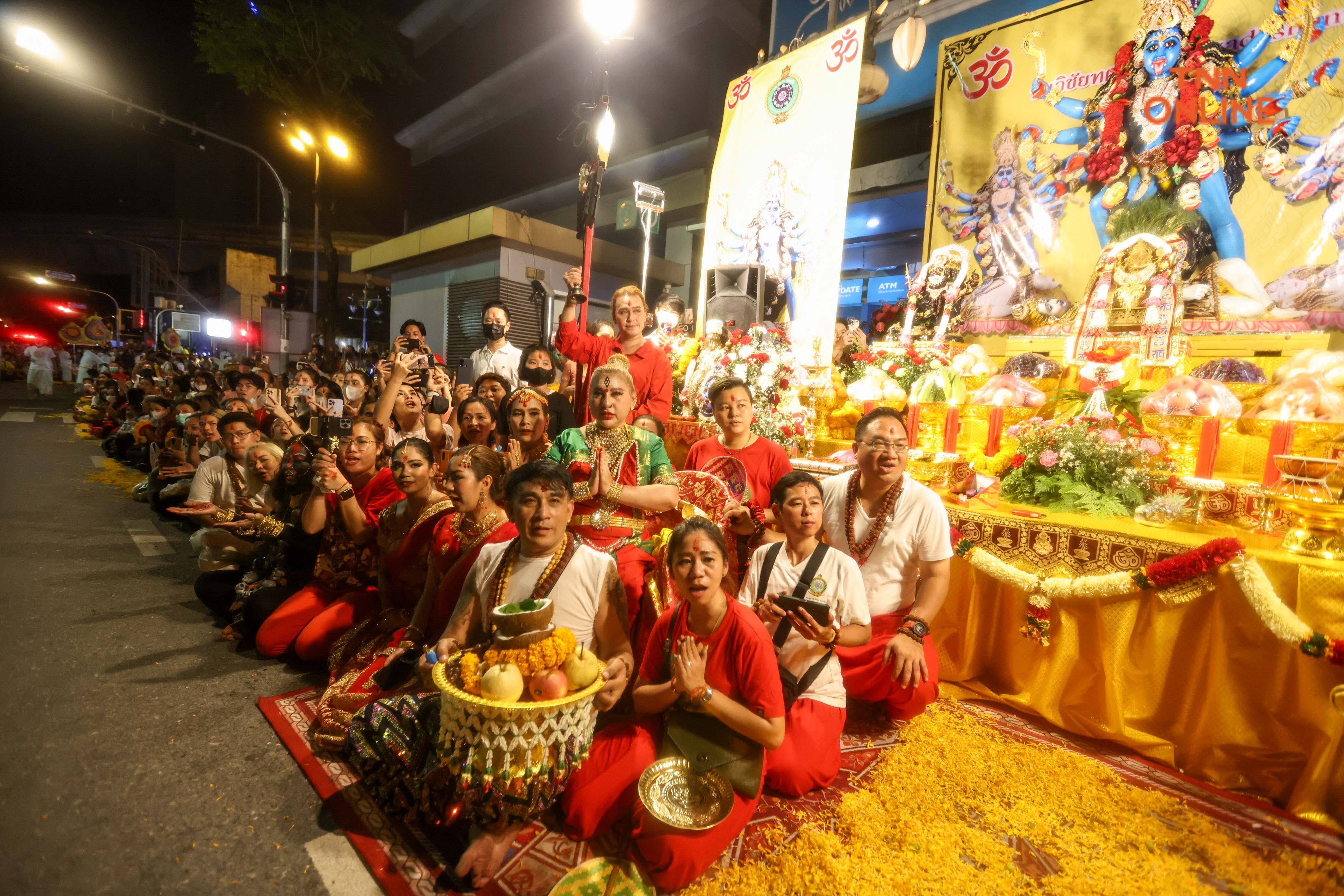 ค่ำคืนนวราตรี พิธีบูชาพระแม่อุมาเทวีสุดยิ่งใหญ่