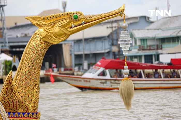 กองทัพเรือเตรียมความพร้อม ผูกทุ่นประกอบกาพย์เห่เรือเฉลิมพระเกียรติในหลวง