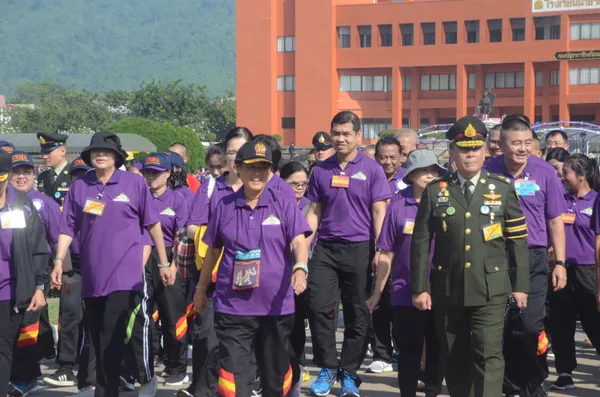 สมเด็จพระเทพฯ ทรงร่วมงานเดิน -วิ่ง ประเพณี เขาชะโงก ซูเปอร์ฮาล์ฟ มาราธอน